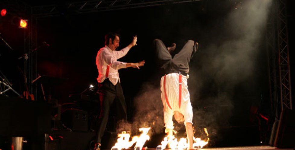 Handstand