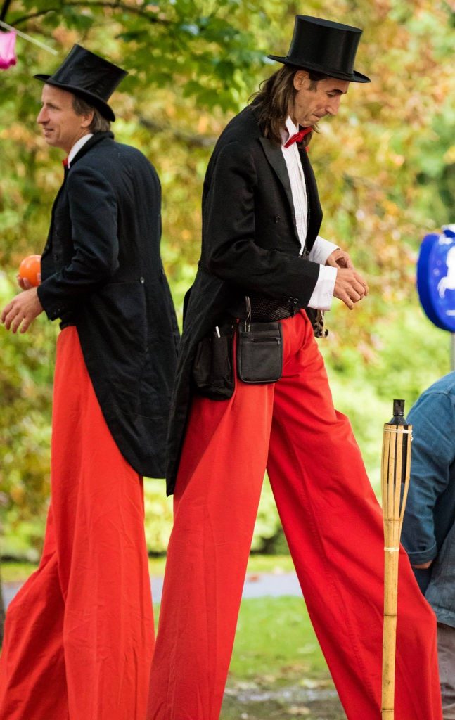 Stelzenläufer duo