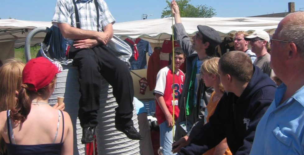 Comedy Stelzenläufer