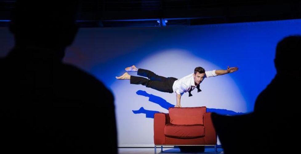 Handstand